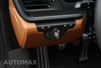 2026 Porsche 911 GT3 Coupe - miniatura 31