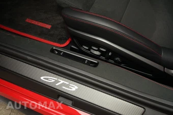 2026 Porsche 911 GT3 Coupe - miniatura 30