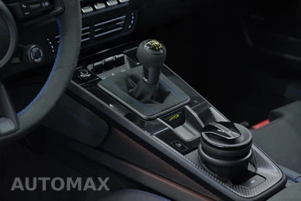 2026 Porsche 911 GT3 Coupe - miniatura 13