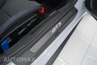 2026 Porsche 911 GT3 Coupe - miniatura 34