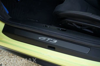 2026 Porsche 911 GT3 Coupe - miniatura 26