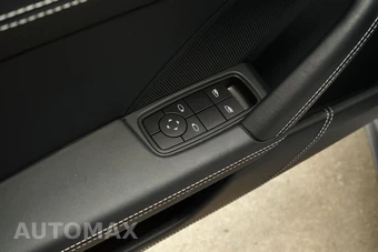 2026 Porsche 911 GT3 Coupe - miniatura 25