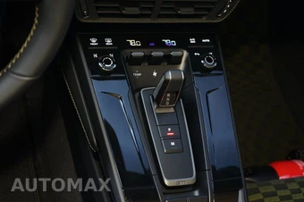 2026 Porsche 911 Spirit 70 - miniatura 19