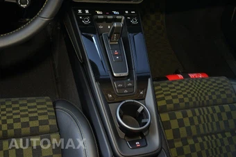 2026 Porsche 911 Spirit 70 - miniatura 20