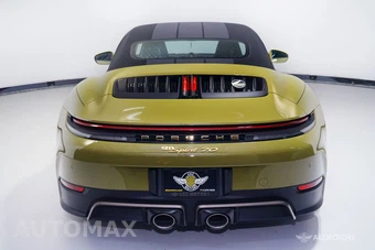 2026 Porsche 911 Spirit 70 - miniatura 8