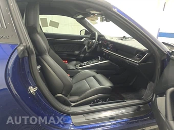 2026 Porsche 911 Targa 4 GTS - miniatura 8