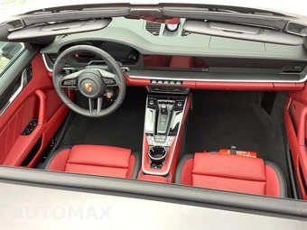 2026 Porsche 911 Targa 4 GTS - miniatura 27