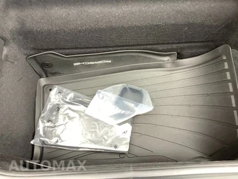 2026 Porsche 911 Targa 4 GTS - miniatura 30
