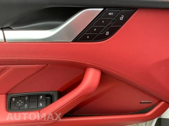 2026 Porsche 911 Targa 4 GTS - miniatura 34