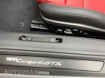 2026 Porsche 911 Targa 4 GTS - miniatura 35
