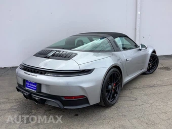 2026 Porsche 911 Targa 4 GTS - miniatura 8