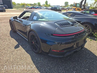 2026 Porsche 911 Targa 4 GTS - miniatura 2