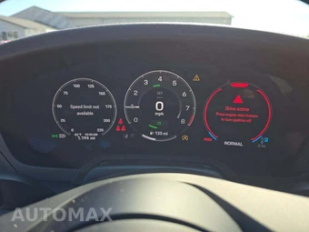 2026 Porsche 911 Targa 4 GTS - miniatura 9