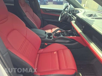 2026 Porsche Cayenne GTS Coupe - miniatura 18