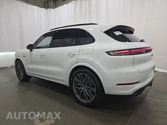 2026 Porsche Cayenne Turbo E-Hybrid - miniatura 6