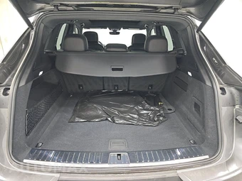 2026 Porsche Cayenne – miniatura 16