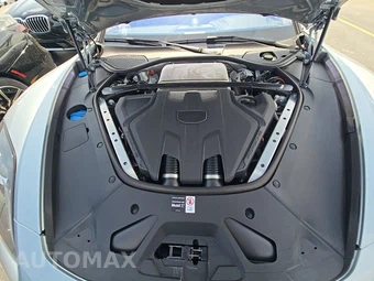 2026 Porsche Panamera GTS – miniatura 15