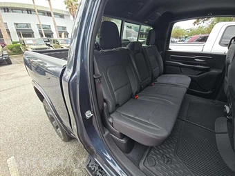 2026 Ram 1500 Big Horn Crew Cab Short Bed - miniatura 16