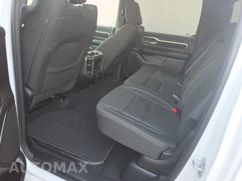 2026 Ram 1500 Big Horn Crew Cab Short Bed - miniatura 13
