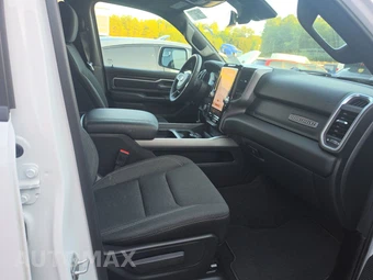 2026 Ram 1500 Big Horn Crew Cab Short Bed - miniatura 8