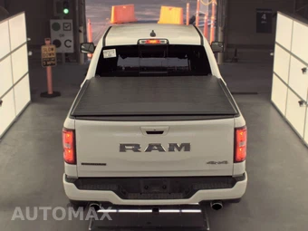 2026 Ram 1500 Big Horn Crew Cab Short Bed - miniatura 5