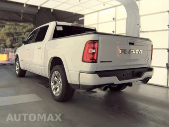 2026 Ram 1500 Big Horn Crew Cab Short Bed - miniatura 6