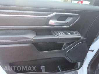 2026 Ram 1500 Big Horn Crew Cab Short Bed - miniatura 9