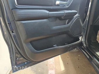2026 Ram 1500 Big Horn Crew Cab Short Bed - miniatura 9