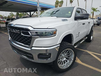 2026 Ram 1500 Big Horn Crew Cab Short Bed - samochód z USA z aukcji Manheim, oferta Kup Teraz w AUTOMAX