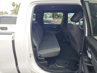 2026 Ram 1500 Big Horn Crew Cab Short Bed - miniatura 16