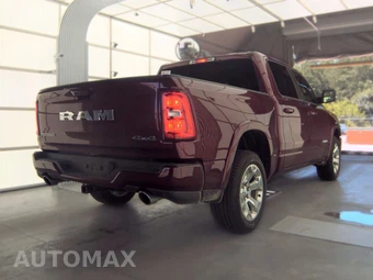 2026 Ram 1500 Big Horn Crew Cab Short Bed - miniatura 4