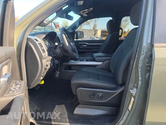 2026 Ram 1500 Big Horn Crew Cab Short Bed - miniatura 7