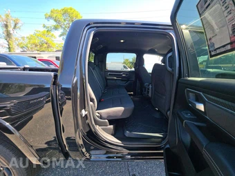 2026 Ram 1500 Big Horn Crew Cab Short Bed - miniatura 16