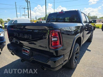 2026 Ram 1500 Big Horn Crew Cab Short Bed - miniatura 3