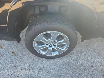 2026 Ram 1500 Big Horn Crew Cab Short Bed - miniatura 10