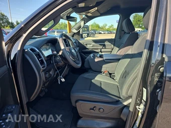 2026 Ram 1500 Big Horn Crew Cab Short Bed - miniatura 13