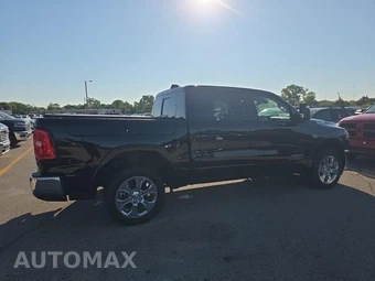 2026 Ram 1500 Big Horn Crew Cab Short Bed - miniatura 4