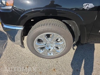2026 Ram 1500 Big Horn Crew Cab Short Bed - miniatura 8