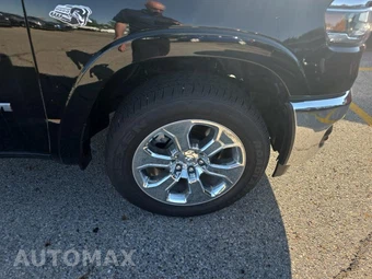 2026 Ram 1500 Big Horn Crew Cab Short Bed - miniatura 9