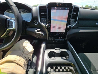 2026 Ram 1500 Big Horn Crew Cab Short Bed - miniatura 7