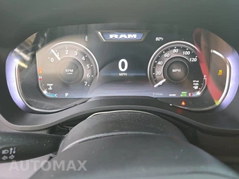 2026 Ram 1500 Big Horn Crew Cab Short Bed – miniatura 12