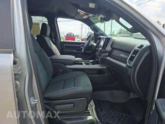 2026 Ram 1500 Big Horn Crew Cab Short Bed - miniatura 15