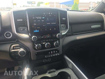 2026 Ram 1500 Big Horn Crew Cab Short Bed - miniatura 7
