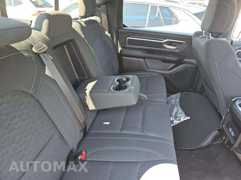 2026 Ram 1500 Big Horn Crew Cab Short Bed - miniatura 16