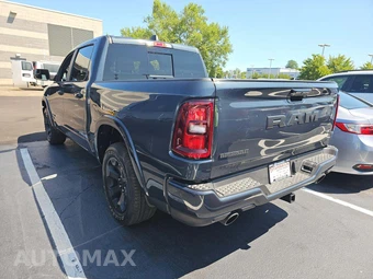 2026 Ram 1500 Big Horn Crew Cab Short Bed - miniatura 2