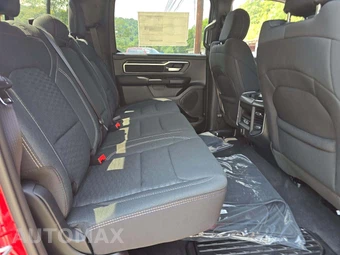 2026 Ram 1500 Big Horn Crew Cab Short Bed - miniatura 16