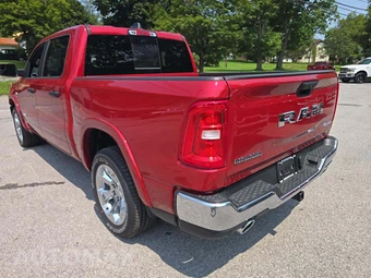 2026 Ram 1500 Big Horn Crew Cab Short Bed - miniatura 2