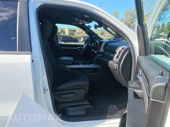 2026 Ram 1500 Big Horn Crew Cab Short Bed - miniatura 8