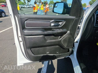 2026 Ram 1500 Big Horn Crew Cab Short Bed - miniatura 9