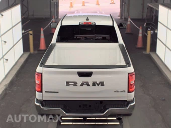 2026 Ram 1500 Big Horn Crew Cab Short Bed - miniatura 5
